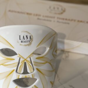 SKIN REJUVENATING LED THERAPY MASK